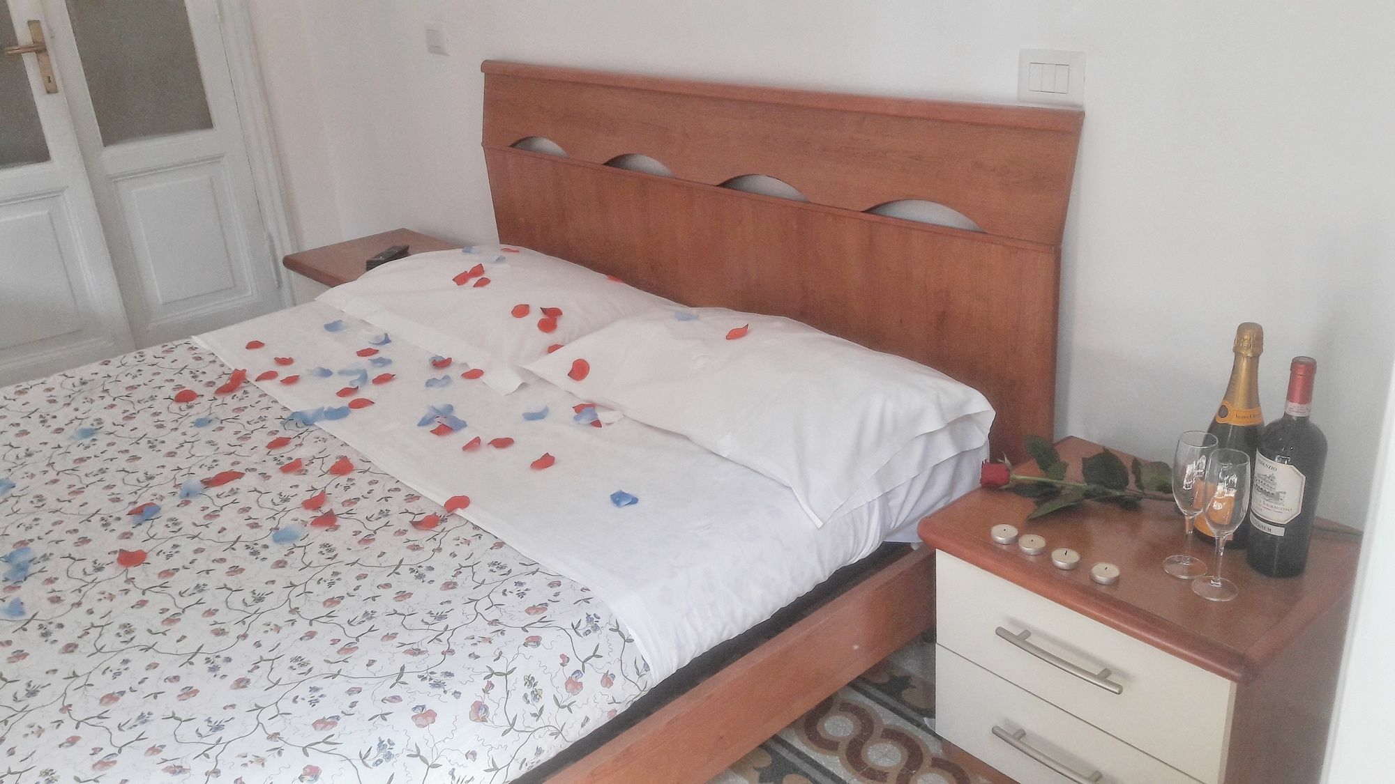 In The Center Guesthouse Рим Екстер'єр фото