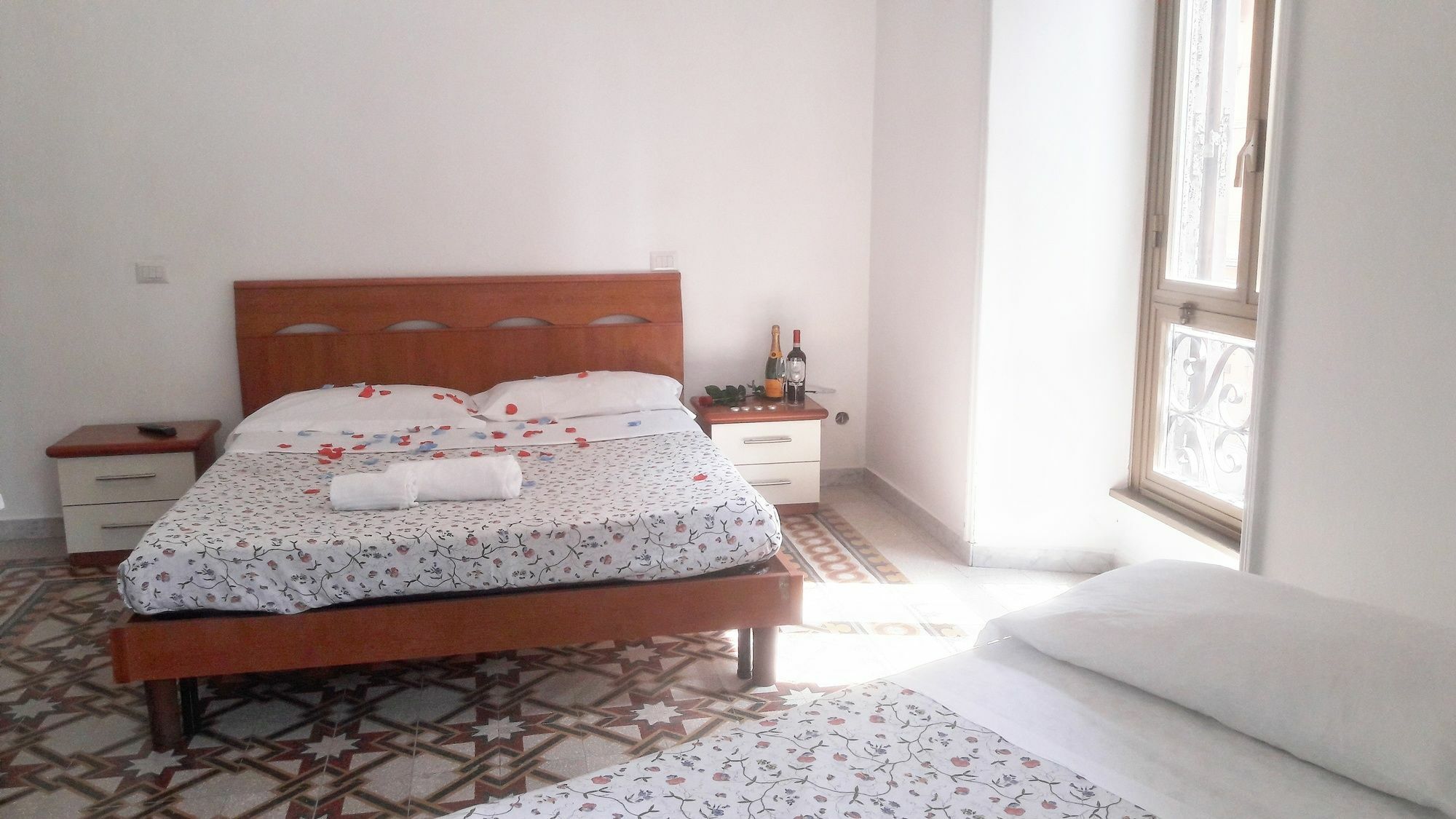In The Center Guesthouse Рим Екстер'єр фото